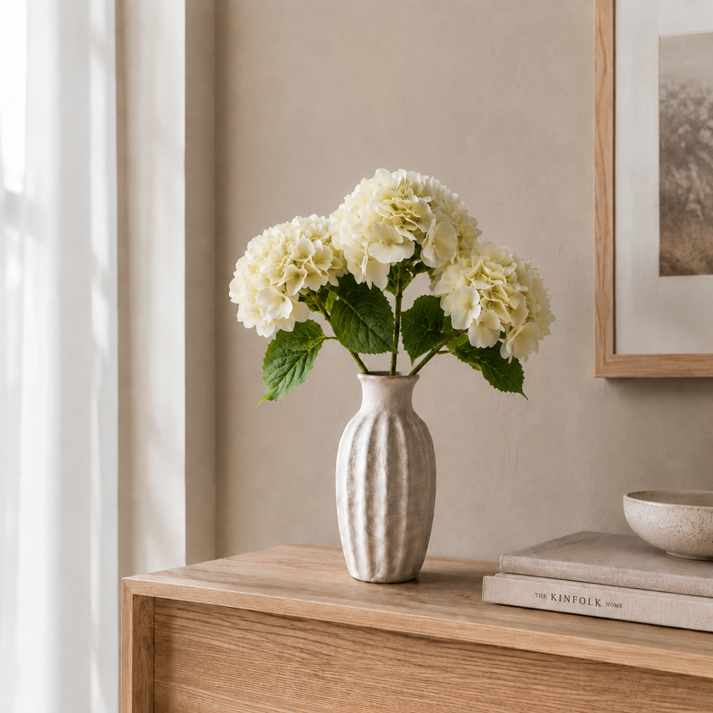 Cream Hydrangea <br> Master Carton: 24 pcs